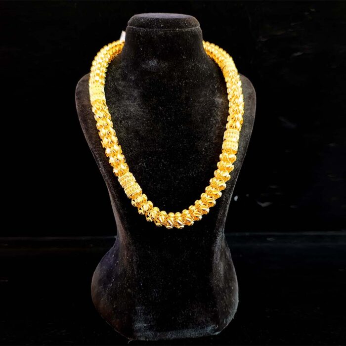 Regal Radiance 22K Gold Woven Necklace