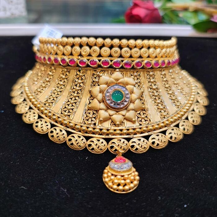Neckless7